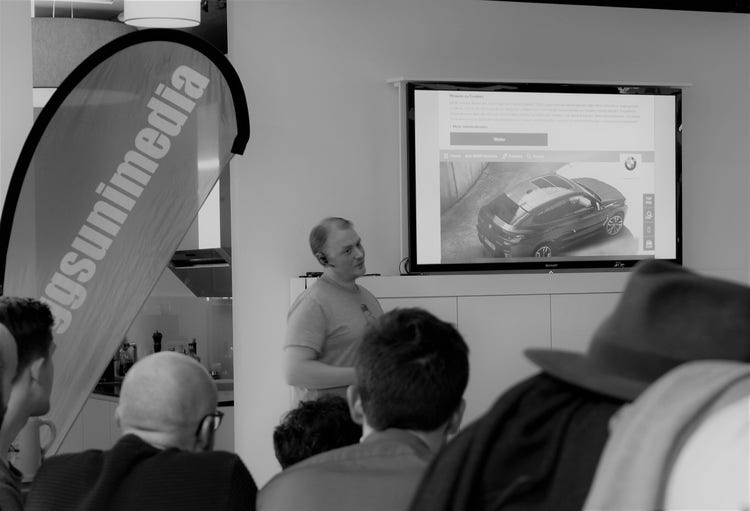 Joel Köbner spricht über Performance-Optimierung im AEM-Frontend